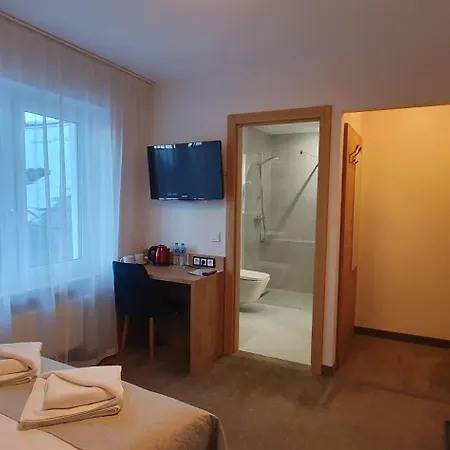 Roma Przy Wyciagu Na Szrenice